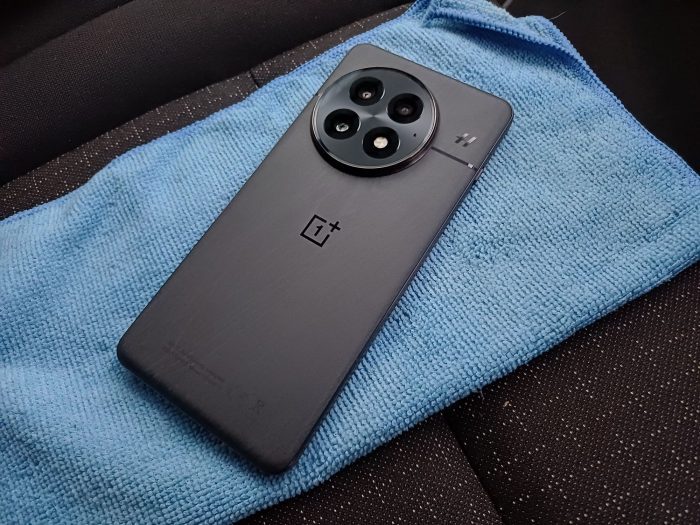 OnePlus 13 Review OnePlus 13 Review